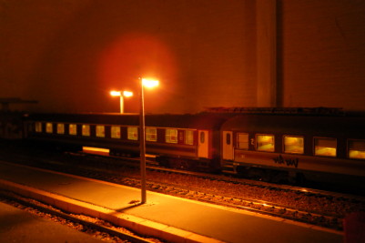 Carrozze tipo UIC-X dotate di impianto di illuminazione